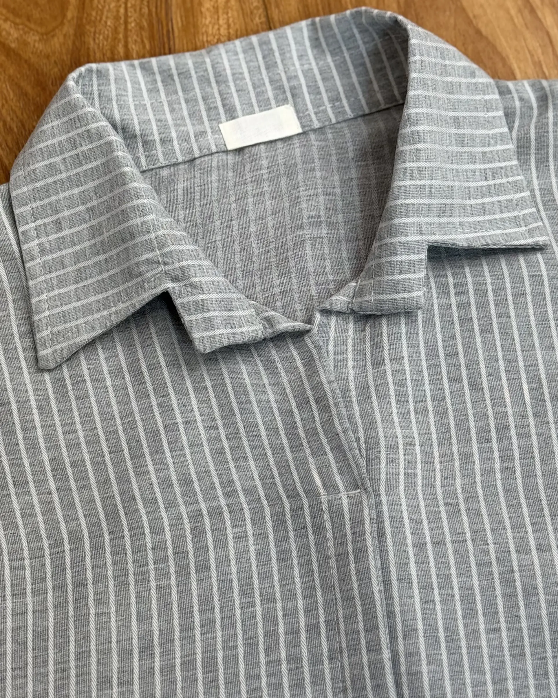 شومیز قاب پک دار لینن دیپلمات